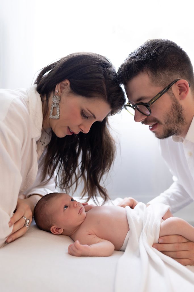 photographe-naissance-nouveauné-maternité-aquitaine-lotetgaronne-agen-sophie-daniel-studio-photo-gers-midi-pyrenees