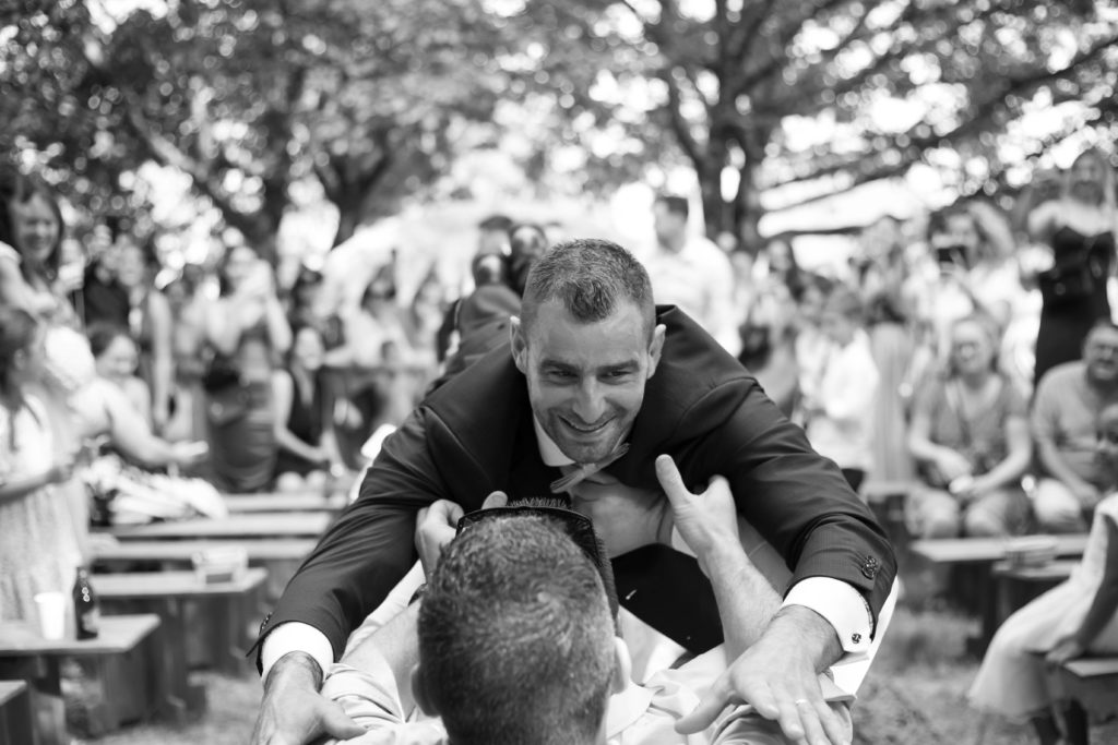 mariage-lot et Garonne-aquitaine-photographe-mariée-cérémonie-laïque-religieuse-mariage-mariés-robe-de-mariée-photographe-mariage-agen-lot-et-garonne-aquitaine-sophie-daniel-photographie-cérémonie-laïque-bohème